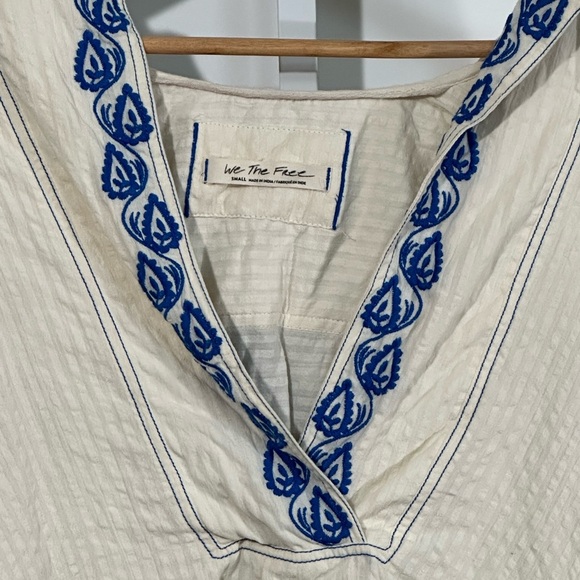 We The Free by Free People Embroidered Peasant Top – Small - Picture 4 of 8
